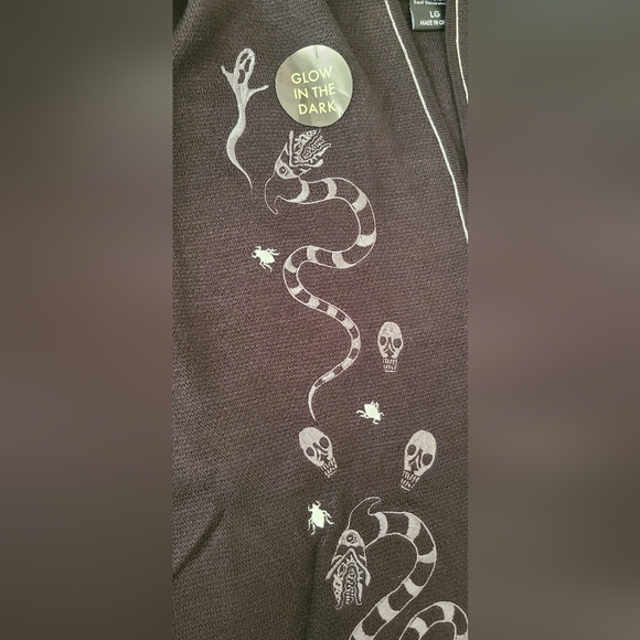 Beetlejuice Beetlejuice Lydia Sandworm Ghost Hooded Cardigan Sweater Glow dark - Picture 3 of 5